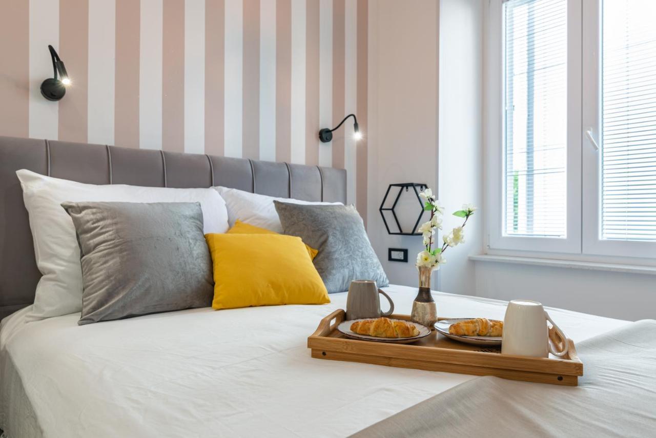 Apartments & Rooms Six Рийека Екстериор снимка